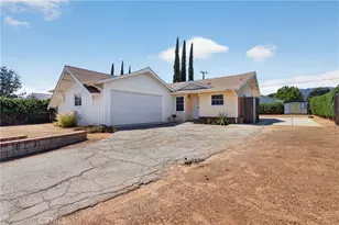 13229 Lazard, Sylmar, CA 91342 - Photo 2