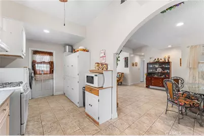 1109 W Avenue J14, Lancaster, CA 93534 - Photo 12