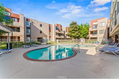 7826 Topanga Canyon Blvd #308, Canoga Park, CA 91304 - Photo 2