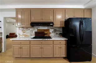 5747 Agnes Ave, Valley Village, CA 91607 - Photo 8
