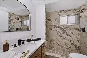 5747 Agnes Ave, Valley Village, CA 91607 - Photo 20