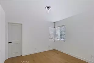 5747 Agnes Ave, Valley Village, CA 91607 - Photo 14