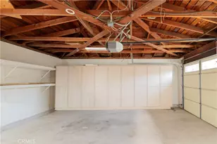 5747 Agnes Ave, Valley Village, CA 91607 - Photo 16