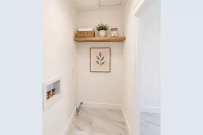 4215 S Budlong, Los Angeles, CA 90037 - Photo 6