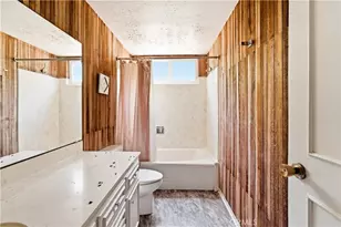 23347 Collins St, Woodland Hills, CA 91367 - Photo 24