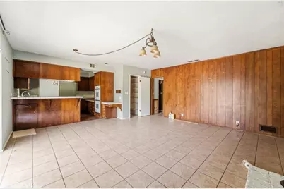 23347 Collins Street, Woodland Hills, CA 91367 - Photo 12