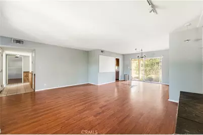 23347 Collins Street, Woodland Hills, CA 91367 - Photo 6