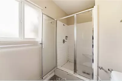 23347 Collins Street, Woodland Hills, CA 91367 - Photo 22