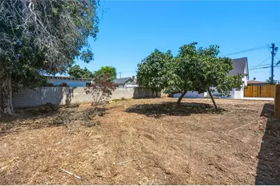 1433 N Neptune, Wilmington, CA 90744 - Photo 30