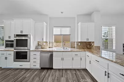 28251 Infinity, Saugus, CA 91390 - Photo 18