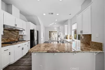 28251 Infinity, Saugus, CA 91390 - Photo 16