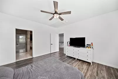 28251 Infinity, Saugus, CA 91390 - Photo 32