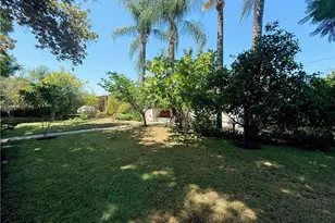 17101 Gault St, Los Angeles, CA 91406 - Photo 18