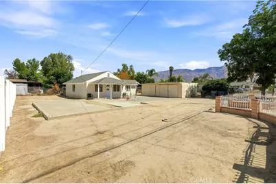 330 S Wateka, San Jacinto, CA 92583 - Photo 2