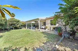 19406 Enadia Way, Reseda, CA 91335 - Photo 6