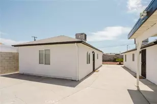 10826 Roscoe Blvd, Los Angeles, CA 91352 - Photo 48