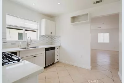 10826 Roscoe Boulevard, Los Angeles, CA 91352 - Photo 62