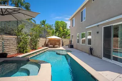 21825 Carol Court, Saugus, CA 91390 - Photo 38