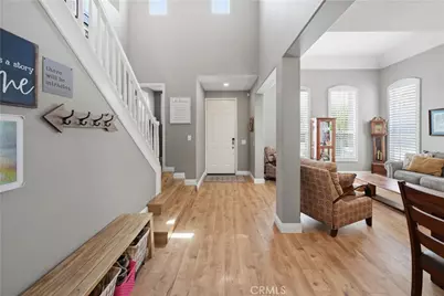 21825 Carol Court, Saugus, CA 91390 - Photo 6