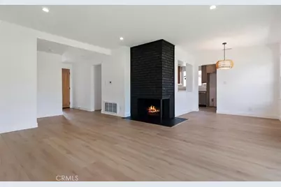 20701 Schoolcraft, Winnetka, CA 91306 - Photo 4