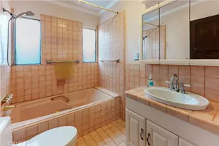 11209 La Maida, North Hollywood, CA 91601 - Photo 12