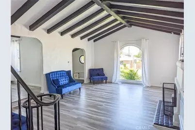 3208 W 74th Street, Park Hills Heights, CA 90043 - Photo 10