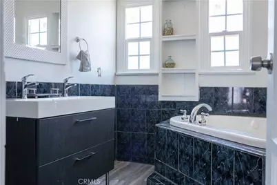 3208 W 74th Street, Park Hills Heights, CA 90043 - Photo 34