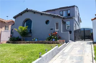 3208 W 74th St, Park Hills Heights, CA 90043 - Photo 8