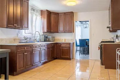 3208 W 74th Street, Park Hills Heights, CA 90043 - Photo 16