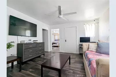 3208 W 74th Street, Park Hills Heights, CA 90043 - Photo 22