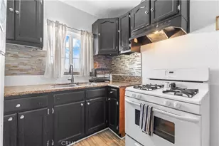 3208 W 74th St, Park Hills Heights, CA 90043 - Photo 44