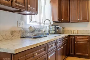 3208 W 74th St, Park Hills Heights, CA 90043 - Photo 16