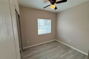 712 W 54th, Los Angeles, CA 90037 - Photo 18
