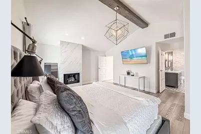 21047 Dumetz Road, Woodland Hills, CA 91364 - Photo 38
