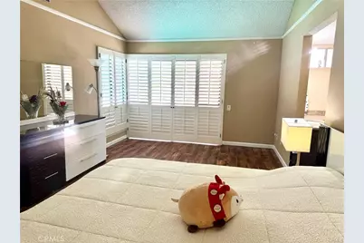 25453 Via Novia, Valencia, CA 91355 - Photo 24