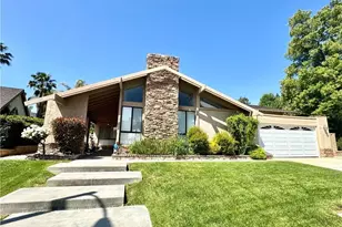25453 Via Novia, Valencia, CA 91355 - Photo 2
