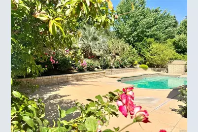 25453 Via Novia, Valencia, CA 91355 - Photo 32