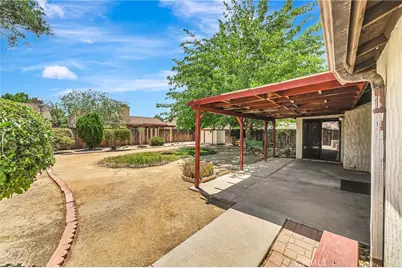 4930 Golden Eagle, Palmdale, CA 93552 - Photo 32