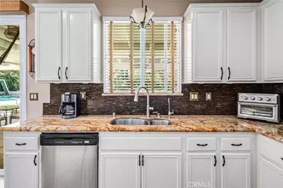 39361 Chantilly Ln, Palmdale, CA 93551 - Photo 22
