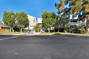 5230 Bellingham, Valley Village, CA 91607 - Photo 32