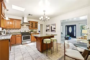 11840 Gilmore, Los Angeles, CA 91606 - Photo 6