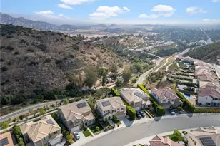 24347 W Stone Bend, West Hills, CA 91304 - Photo 10