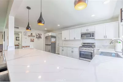 2575 Victoria, Simi Valley, CA 93065 - Photo 12