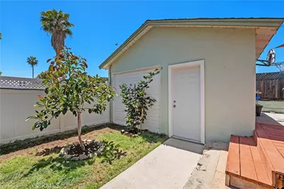 10739 Helendale, Tujunga, CA 91042 - Photo 32