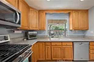 31910 Green Hill, Castaic, CA 91384 - Photo 6