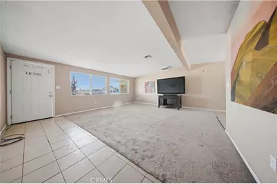 8672 Ironwood, California City, CA 93505 - Photo 4
