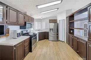 27361 Sierra Hwy, Canyon Country, CA 91351 - Photo 16