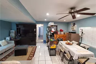 8 Candy Ln, Mission Hills (San Fernando), CA 91345 - Photo 4