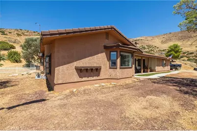 2945 Shannon Valley, Acton, CA 93510 - Photo 48