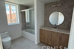 222 N Manhattan, Los Angeles, CA 90004 - Photo 18